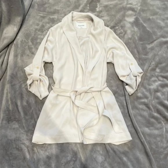 Babaton Kahlo Robe Mid - Picture 1 of 9